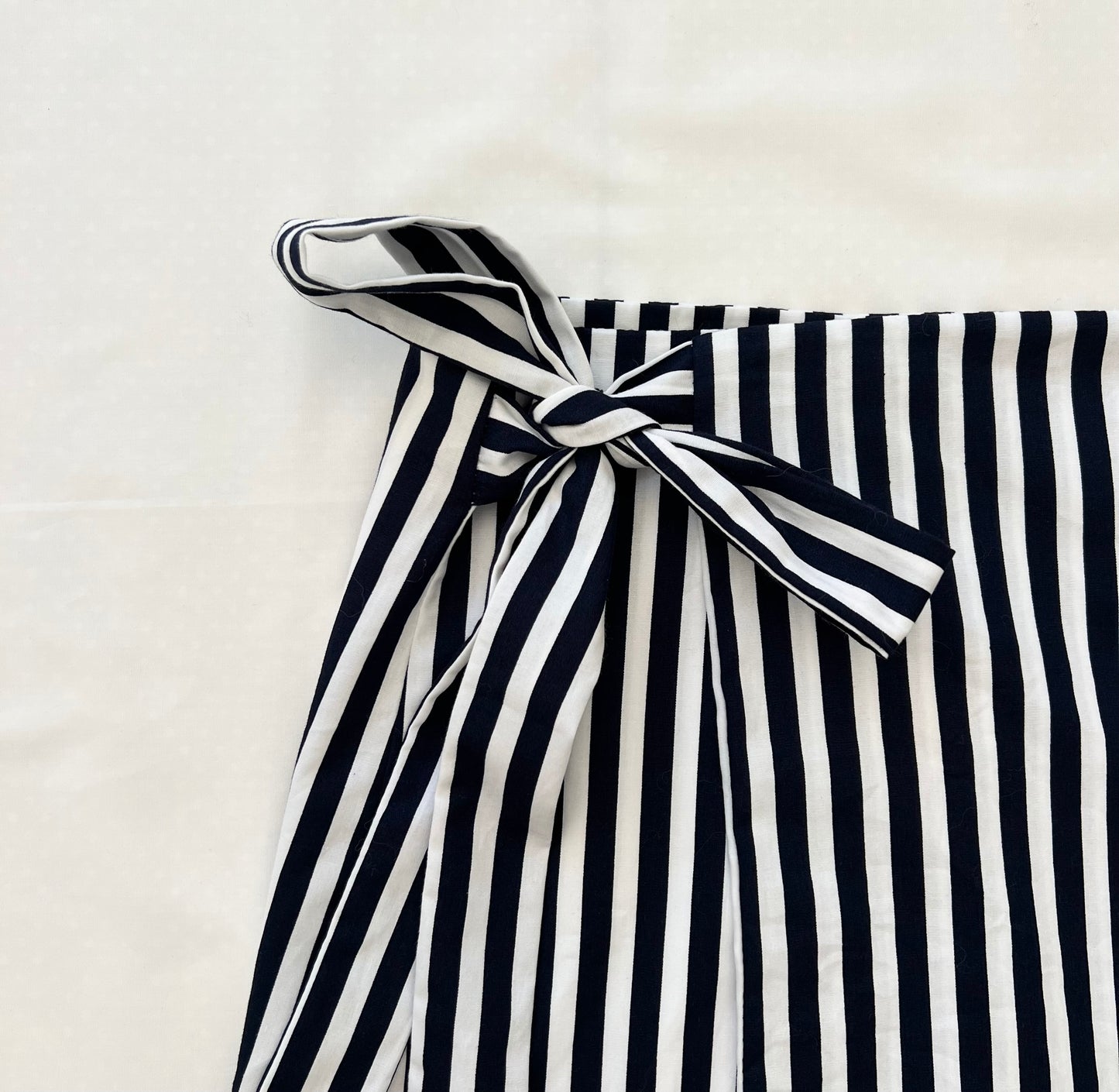 Iggie Wrap Mini in Navy Stripe